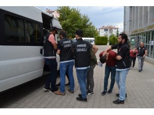 Silahlı uyuşturucu çetesi operasyonunda 6 tutuklama