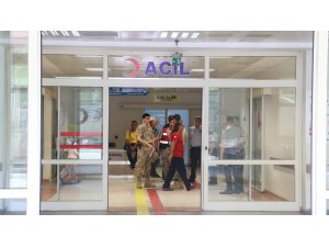 Siirt'te bulduğu cismin patlaması sonucu bir çocuk ağır yaralandı