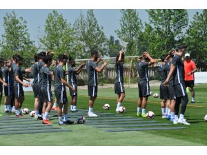 Kayserispor’da 7 futbolcu idmanda yoktu