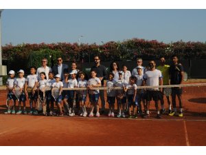 METİK ve MIP’ten, Sevgi Evlerinde kalan çocuklara tenis eğitimi