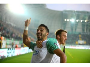 Aytaç Kara bonservisini aldı