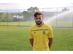 Yeni Malatyaspor’un genç transferi Özdemir, Bolu kampına katıldı