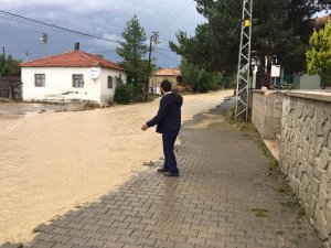 Çankırı'da sağanak sele neden oldu