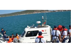 Ayvalık’ta 45 Afganistan uyruklu göçmen Sahil Güvenlik’ten kaçamadı