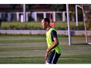 Kayserispor, Umut Bulut ile 1 yıllık sözleşme imzaladı