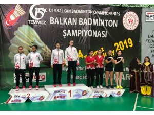 Balkan şampiyonasına Erzincanlı sporcular damga vurdu