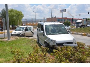 Kahramankazan'da trafik kazası: 2 yaralı