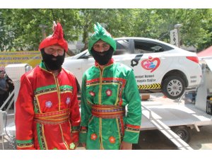 Hacivat-Karagöz emniyet kemerinin önemine dikkat çekti