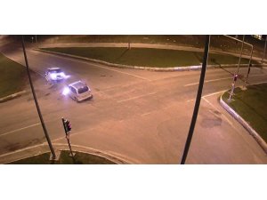 Diyarbakır ve Batman’daki trafik kazaları polis kamerasına yansıdı