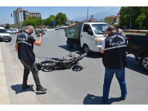 Denizli’de otomobil ile motosiklet çarpıştı: 1 ölü