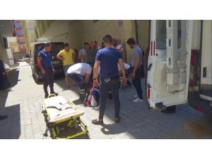 Apartmanın 6’ncı katından düşen öğretmen hayatını kaybetti