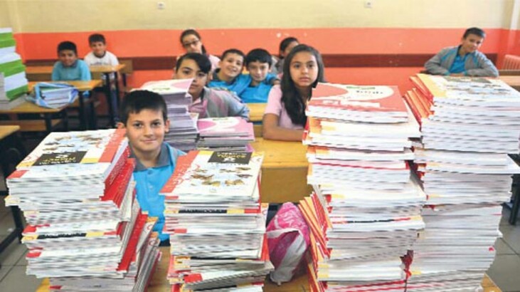 Ücretsiz ders kitapları plastik poşetsiz dağıtılacak