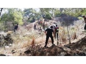 Kayıp Buse için JAK tarafından karada kadavra köpekli arama başlatıldı