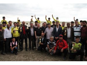 Cirit 100. yıl şampiyonlarına kupa