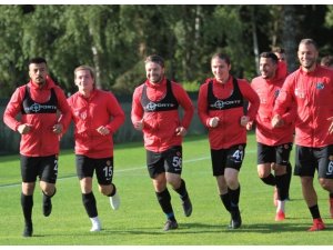 Eskişehirspor yeni sezon hazırlıklarını sürdürüyor