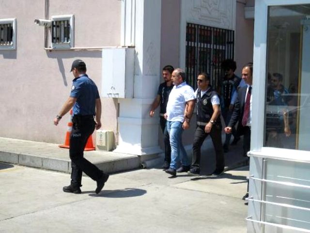 Trafikte hamile kadının aracına saldıran maganda kardeşler tutuklandı