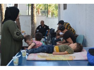 Ayvalık’ta 36 göçmen jandarmanın dikkati sayesinde yakalandı