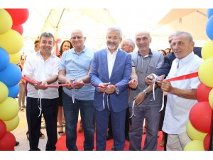 Herkes küçülürken onlar büyüyor