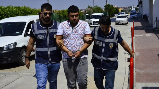 Borçlusuna ateş etti… Yanlışlıkla arkadaşını vurdu