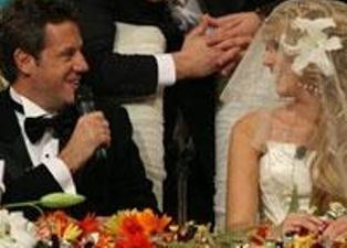 Petek hava muhalefeti yüzünden boşanıyor