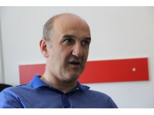 Türk doktor Kuzey Makedonya’da gönüllü eğitim veriyor