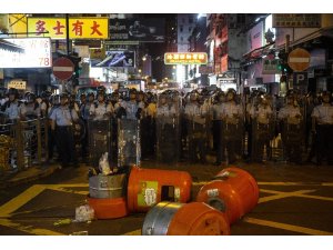Hong Kong’da protestolara sebep olan yasa “öldü”
