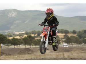 Küçük şampiyonun gözyaşlarına babası yetişti