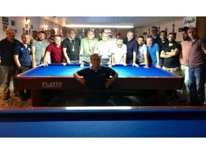 3 bant bilardo şampiyonu Kazım Canbul