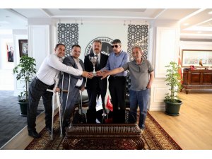 Başkan Dr. Mustafa Palancıoğlu: "Bu kupa azmin, inancın ve disiplinli çalışmanın eseridir"