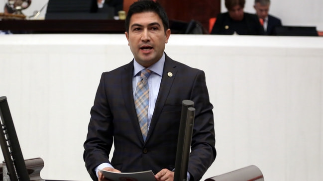 AK Parti'li vekil kaza geçirdi!