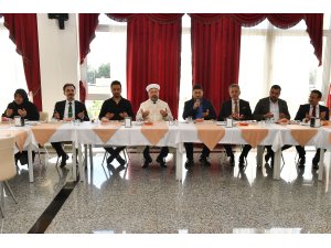 Diyanet İşleri Başkanı Ali Erbaş, gazilerle bir araya geldi