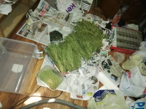 Tarsus’ta 600 litre kaçak boğma rakı ele geçirildi