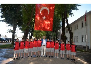 Başkan Babaoğlu hentbolcuları uğurladı