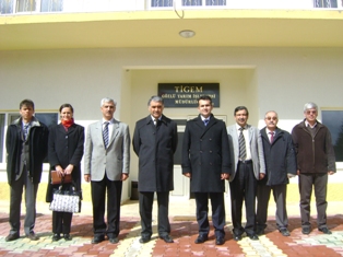 Altınekin'li çiftçiler Gözlü ve Konuklar'ı gezdi