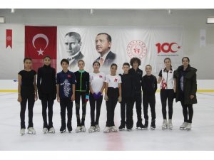 Buz Pateni Milli Takımı’ndan ’15 Temmuz’ kampı