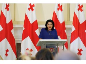 Zurabişvili’den Rus yönetimine çağrı