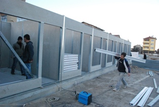 Prefabrik dükkânlar için çalışmalar sürüyor