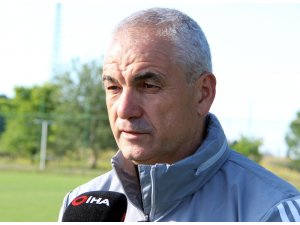 Rıza Çalımbay: “Benim için iki önemli kulüp var. Biri Sivasspor, ikincisi Beşiktaş”