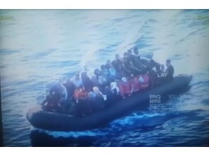 Akın akın geliyorlar