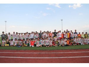 Diyarbakır’da futbola yoğun ilgi
