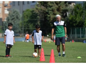 Geleceğin yıldızları Muratpaşa’da yetişiyor