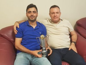 Denizlispor kazandığı kupanın minyatürünü yaptırıp satışa çıkardı