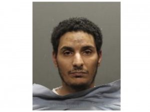 Arizona’da otomobil kaktüse daldı