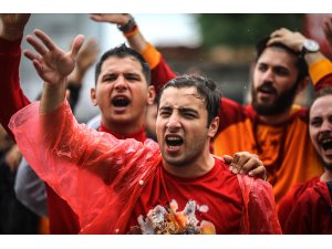 Galatasaray yönetiminin ibra davası