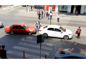 Kaza yapan sürücülerden örnek davranış