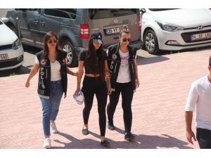 Sosyal medya fenomeni Pelinsu Meşe, adli kontrolle serbest bırakıldı