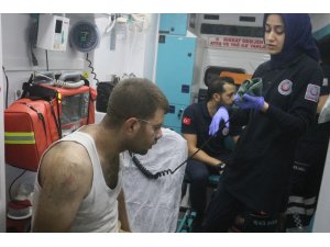 Buzdolabından yangın çıktı: 3 kişi dumandan etkilendi