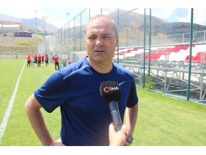 Erkan Sözeri: “Zirveye ve hedefe oynayacağımızdan herkes emin olsun”