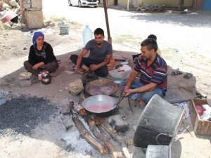 Yalıhüyük'ün giderek azalan kalaycıları