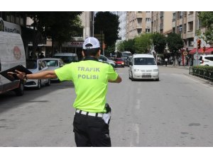 Trafik ekiplerinin denetimleri aralıksız devam ediyor